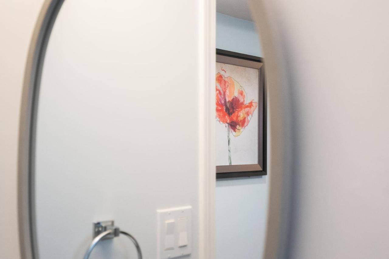 Lovely 1Br Secondary Suite With Separate Entrance New Westminster Exterior photo